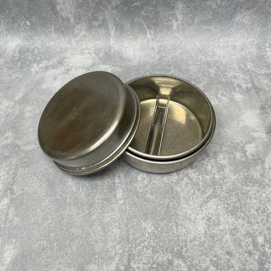 maticom002　ホットン　Bull Dog Billy Can Vintage Camping Gear | Vintage Bulldog Brand Billy Cans